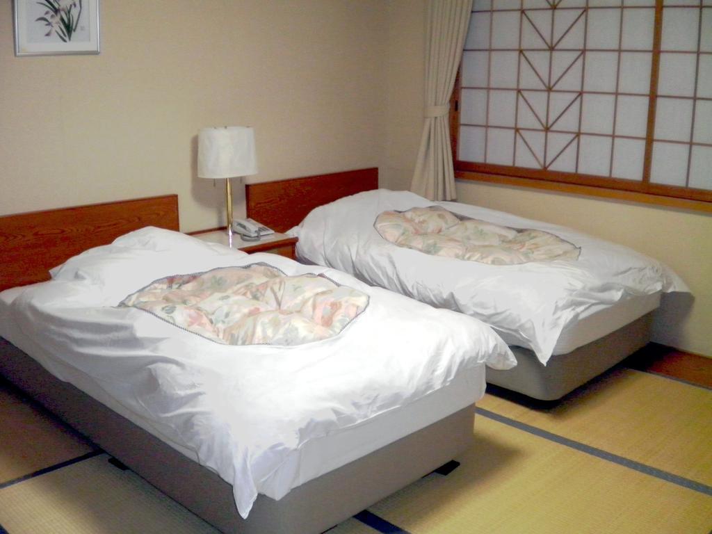 Watarase Onsen Hotel Yamayuri Хонгу Экстерьер фото
