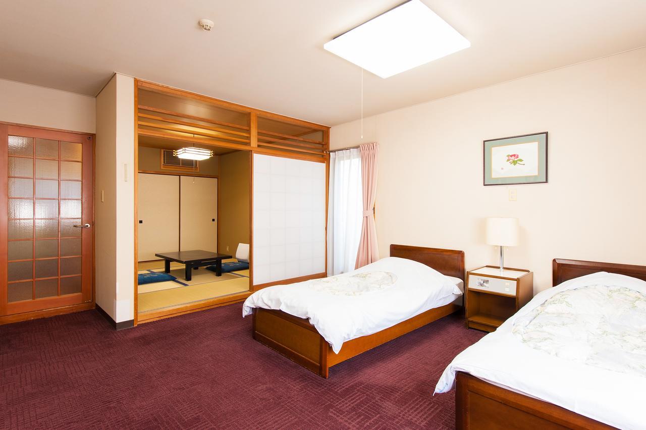 Watarase Onsen Hotel Yamayuri Хонгу Экстерьер фото